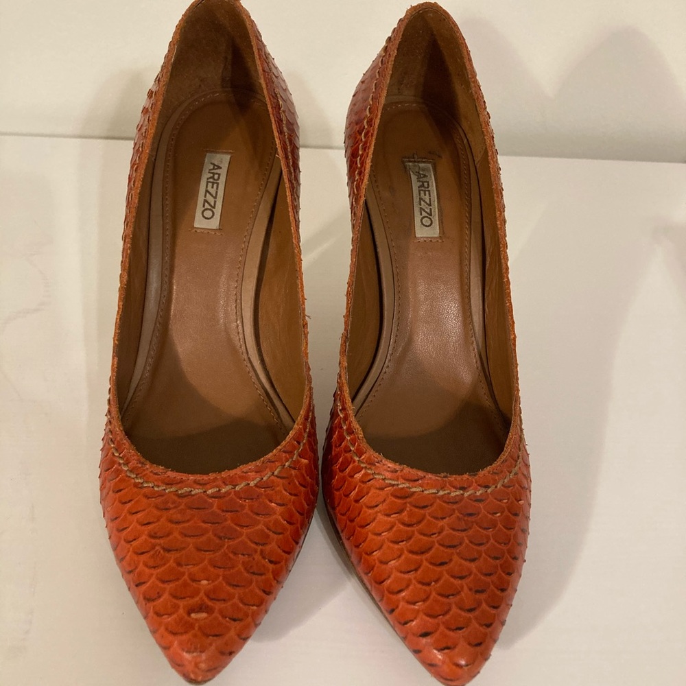 Genuine Leather Pumps
